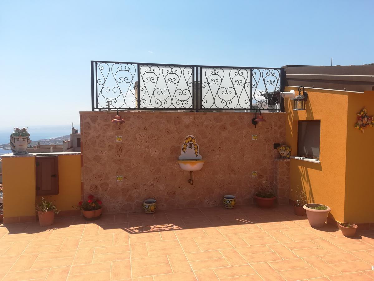 Attico Sole Luna Taormina Eksteriør billede